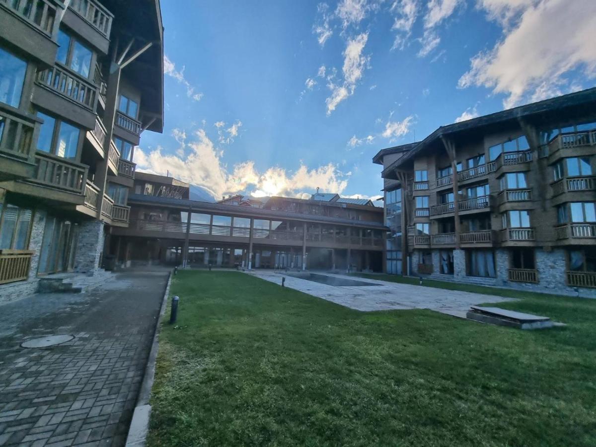 Pirin Golf Hotel Private Studios Razlog Exterior foto